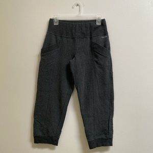 Calvin Klein Performance Capris